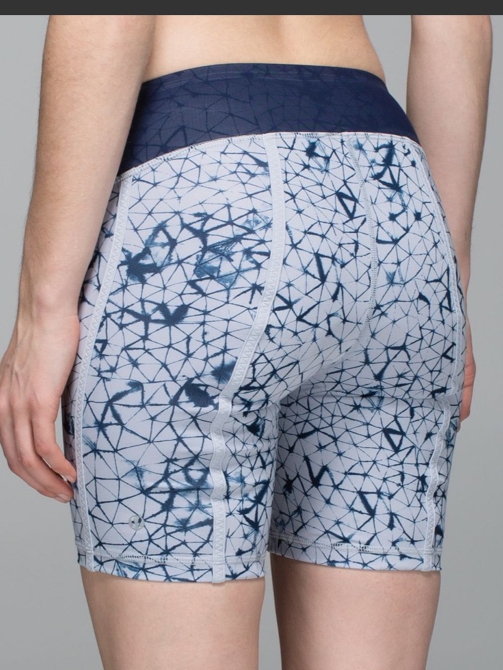 LULULEMON Pedal Pace Short Size 6